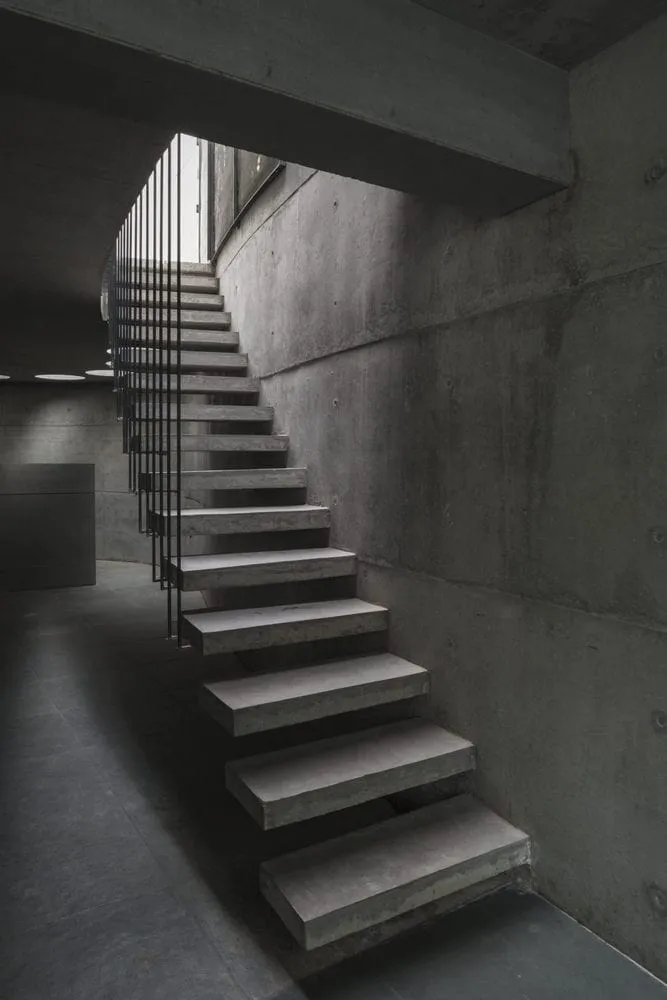 Stripped Möbius House by Matharoo Associates in Ahmedabad, India Stripped Möbius House by Matharoo Associates in Ahmedabad, India