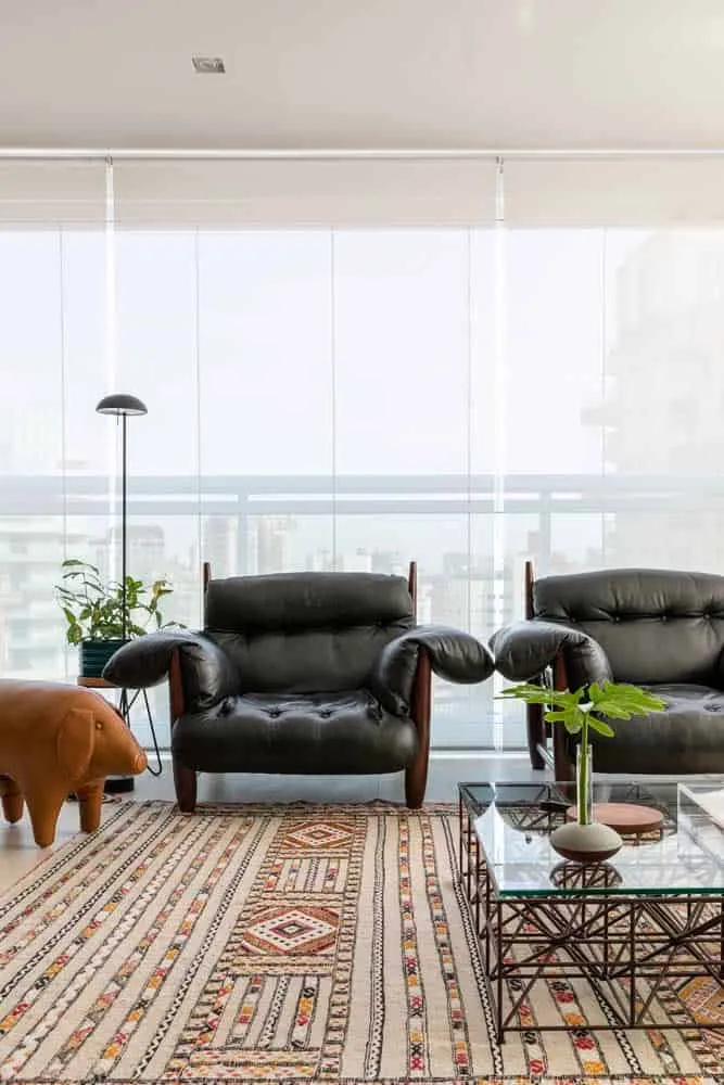 软垫扶手椅为您的空间带来更多温馨