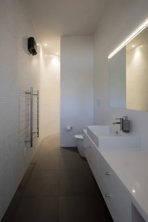 Tai Tapa House by AW Architects in Tai Tapa, New Zealand