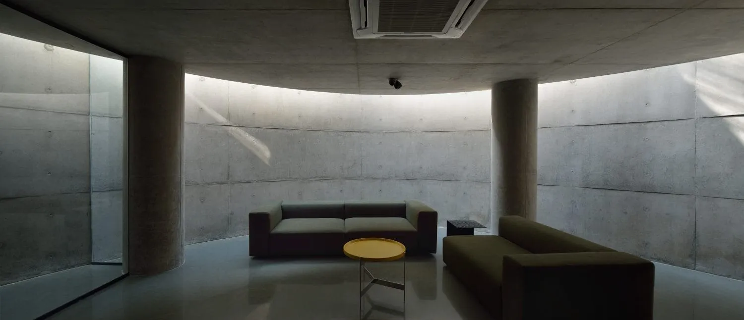 Stripped Möbius House by Matharoo Associates in Ahmedabad, India Stripped Möbius House by Matharoo Associates in Ahmedabad, India