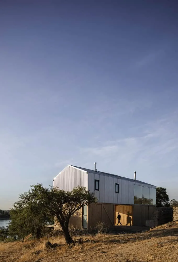 智利的2172 / asociados谷仓式房屋 智利的2172 / asociados谷仓式房屋