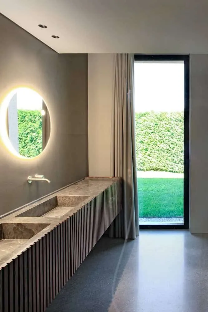 被绿色环绕的住宅，MIDE Architects，意大利斯特拉