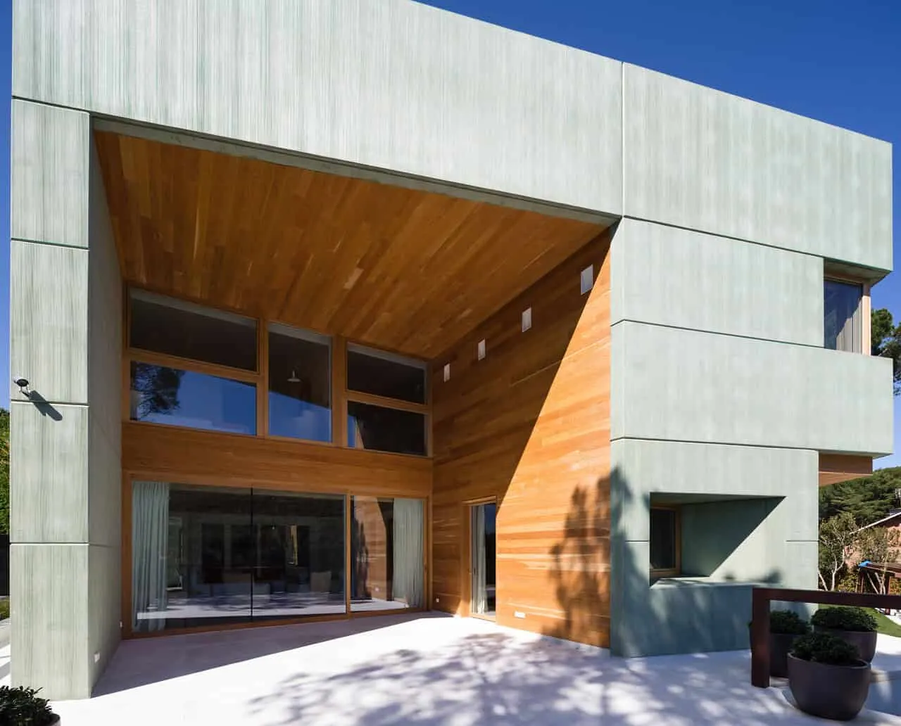 位于西班牙塞布雷罗斯的Pantano de San Juan住宅,由GEO Arquitectos设计 位于西班牙塞布雷罗斯的Pantano de San Juan住宅,由GEO Arquitectos设计