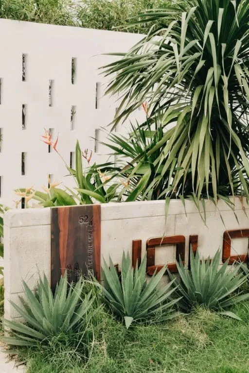 AZ85 Studio设计的宁顺JOLO住宅，越南