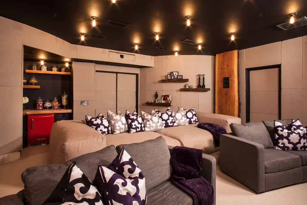 9. Kino des Odoma-Hauses