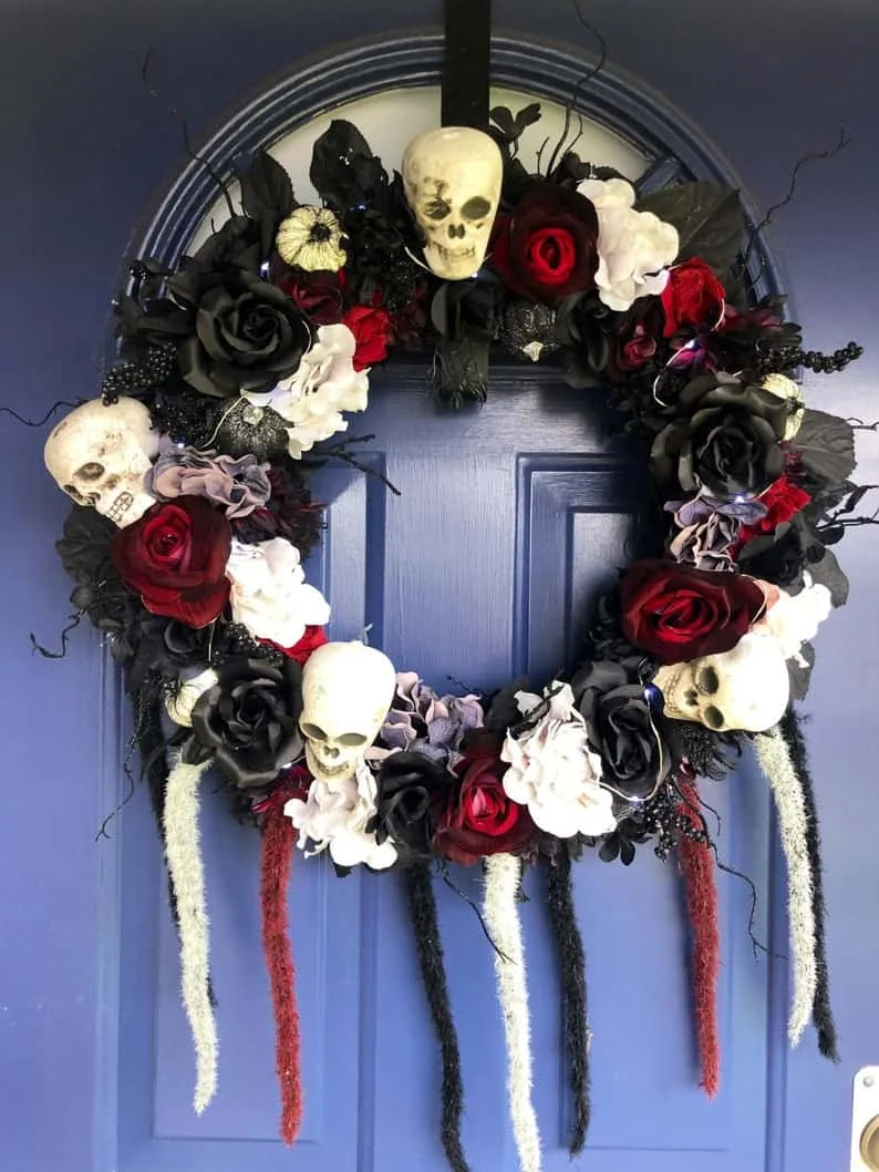 2. Ґотичний ворітник