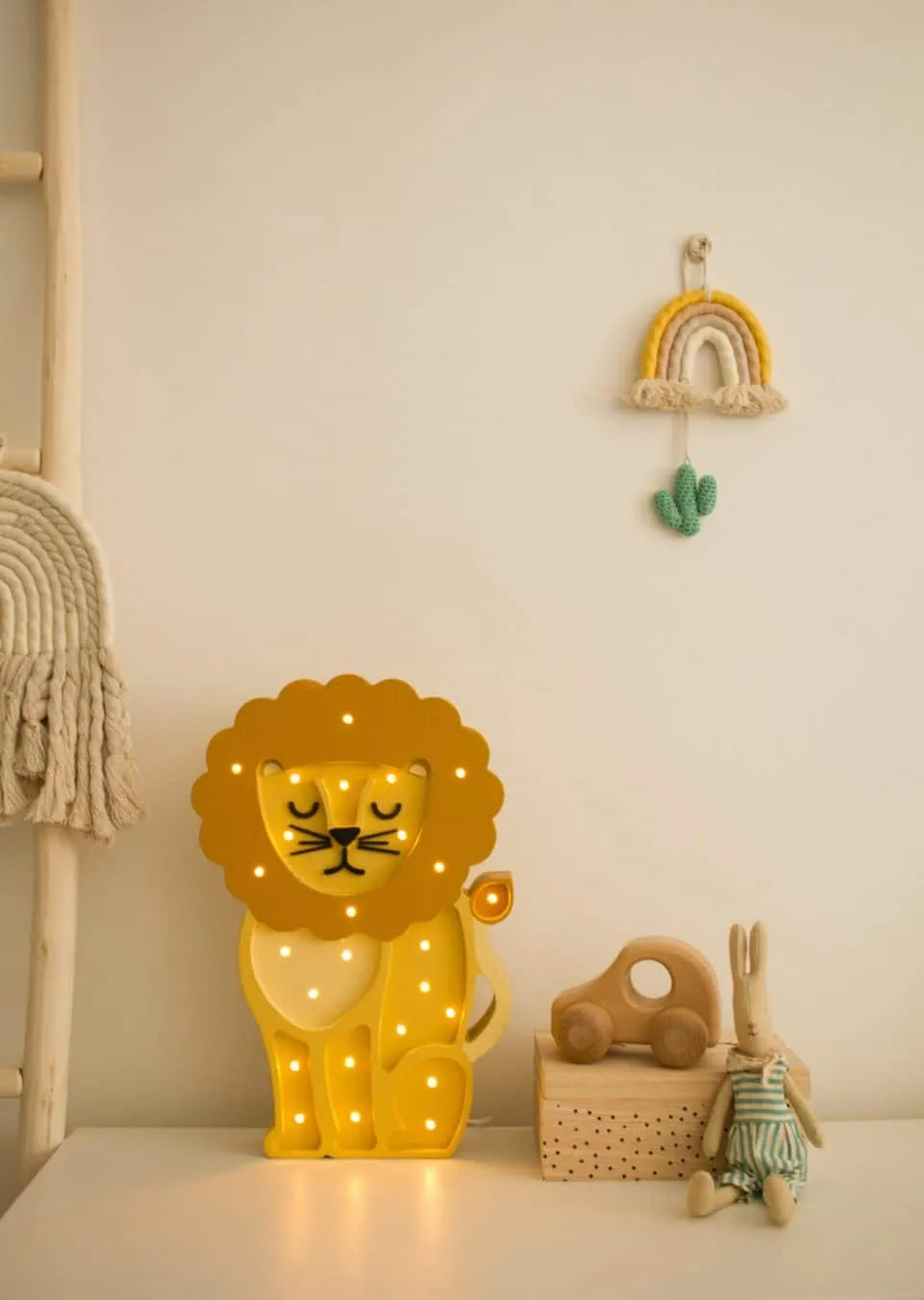 The Most Magical Night Lights for a Child's Room