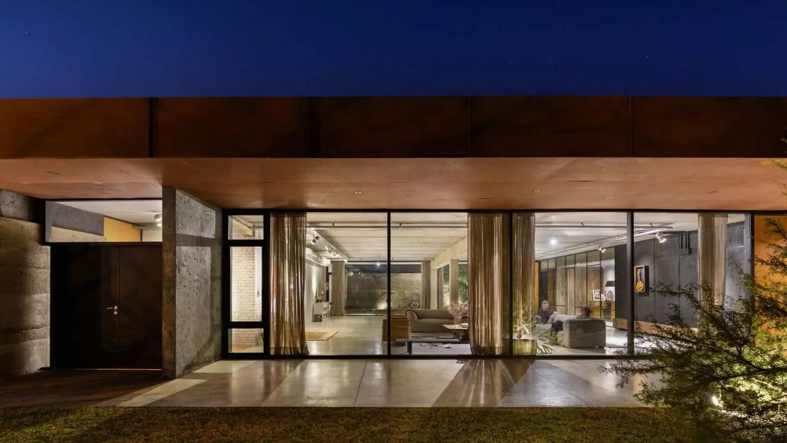 Texture House by Roberto Benito Arquitecto in San Francisco, Argentina Texture House by Roberto Benito Arquitecto in San Francisco, Argentina