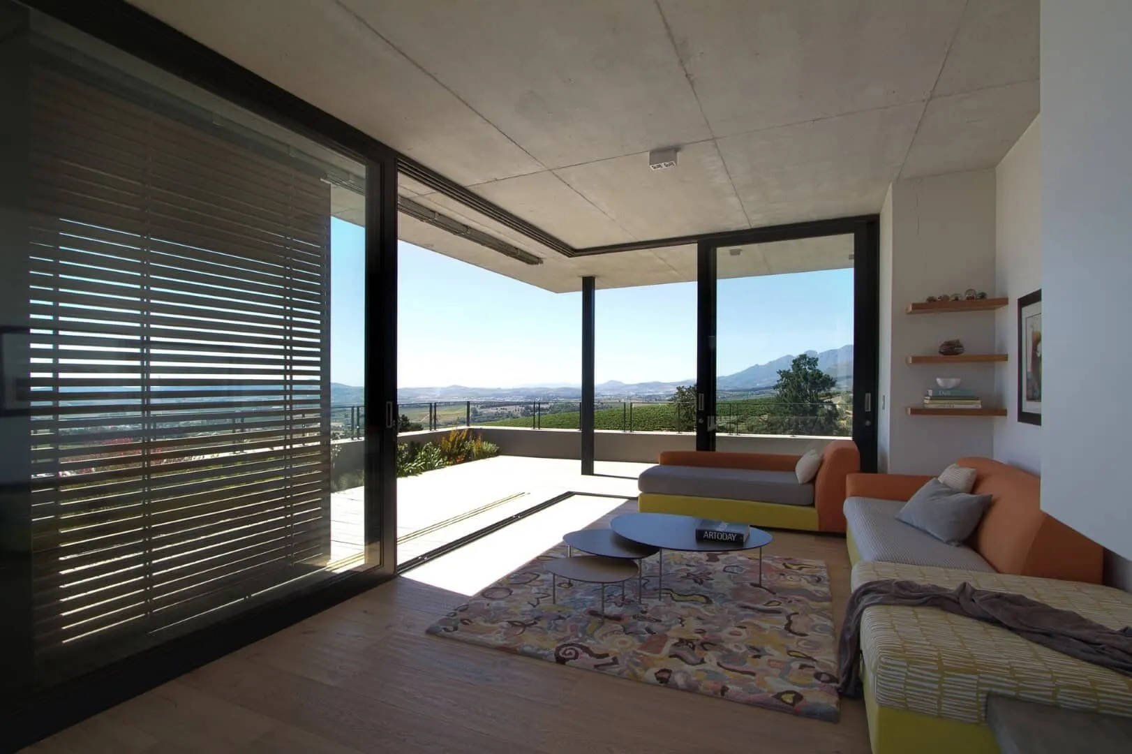 GASS建筑工作室在南非开普省塞滕博斯市的山景住宅