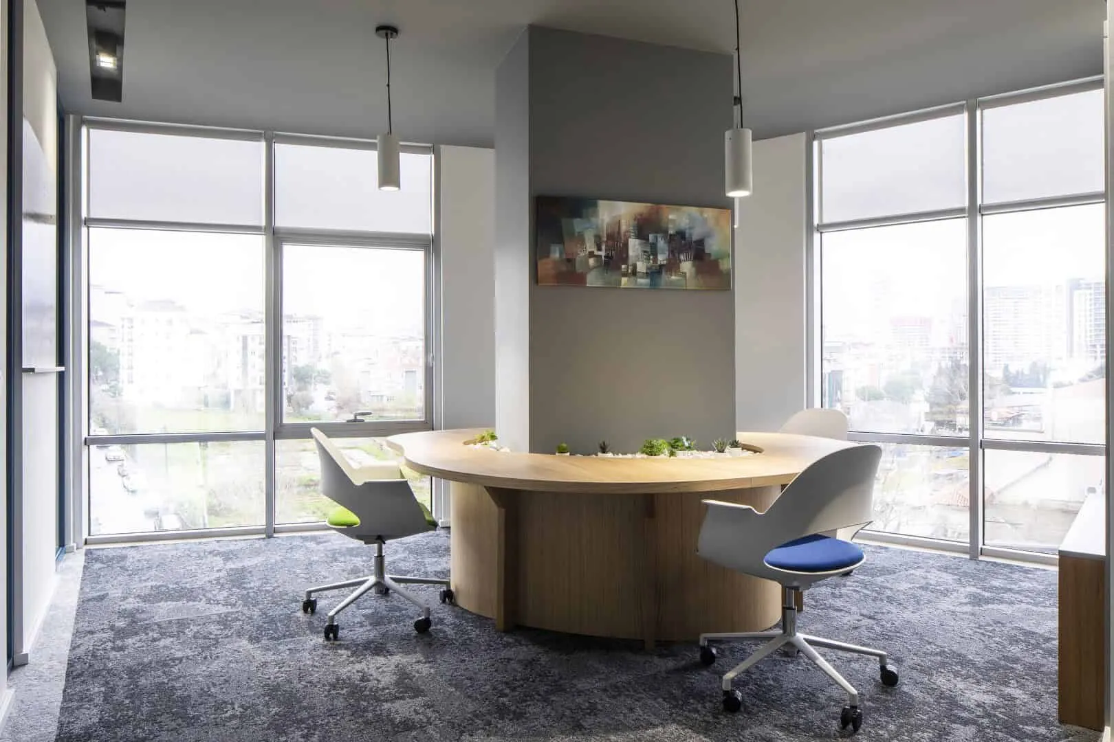 拥有大量自然光照的办公空间：IPEK BAYCAN ARCHITECTS设计的Pupa Teknik办公室