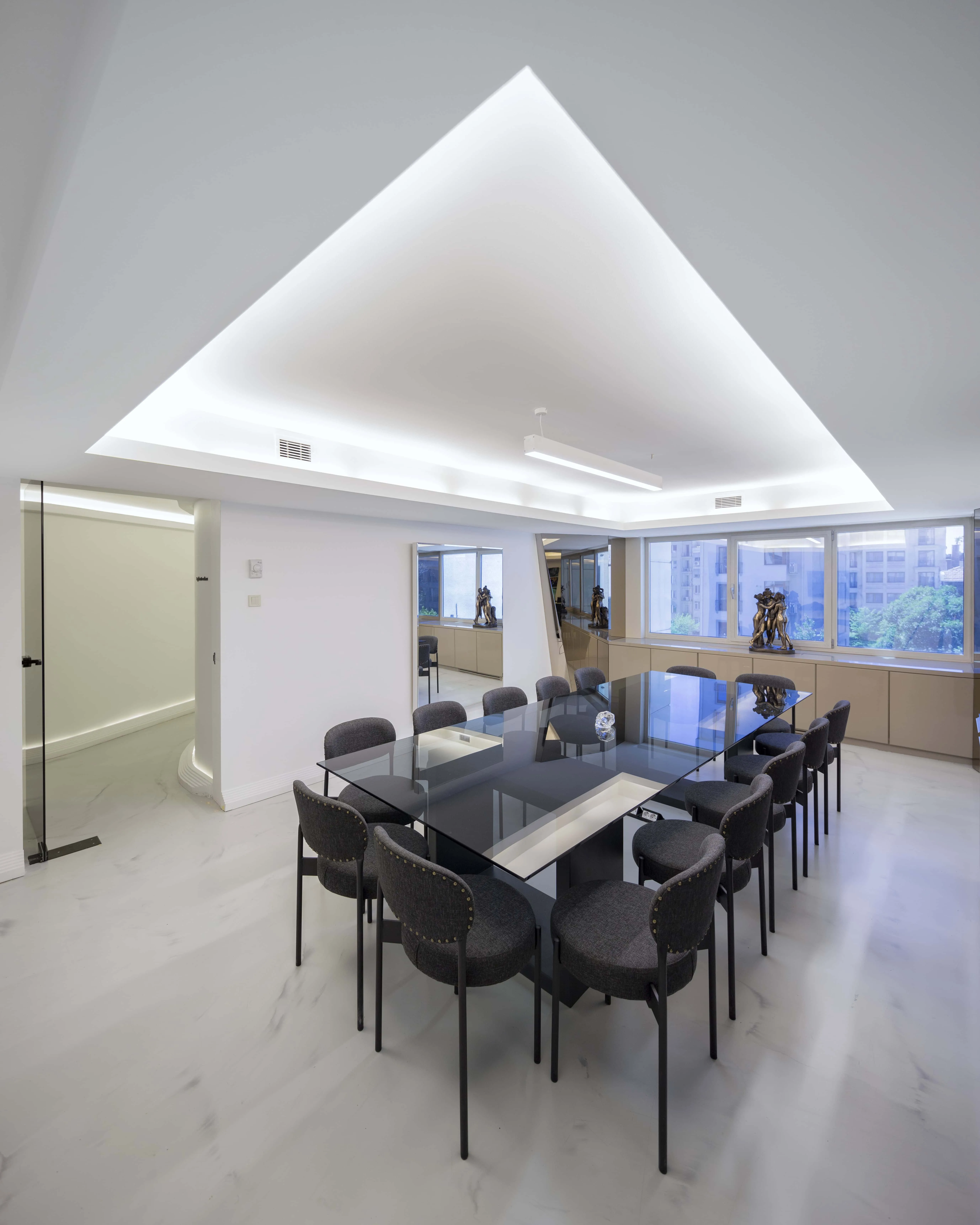 NC诊所——由建筑师Onur Karadeniz带来的独特设计 NC诊所——由建筑师Onur Karadeniz带来的独特设计