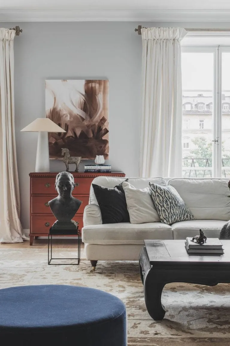 Super luxurious apartment with perfect space distribution