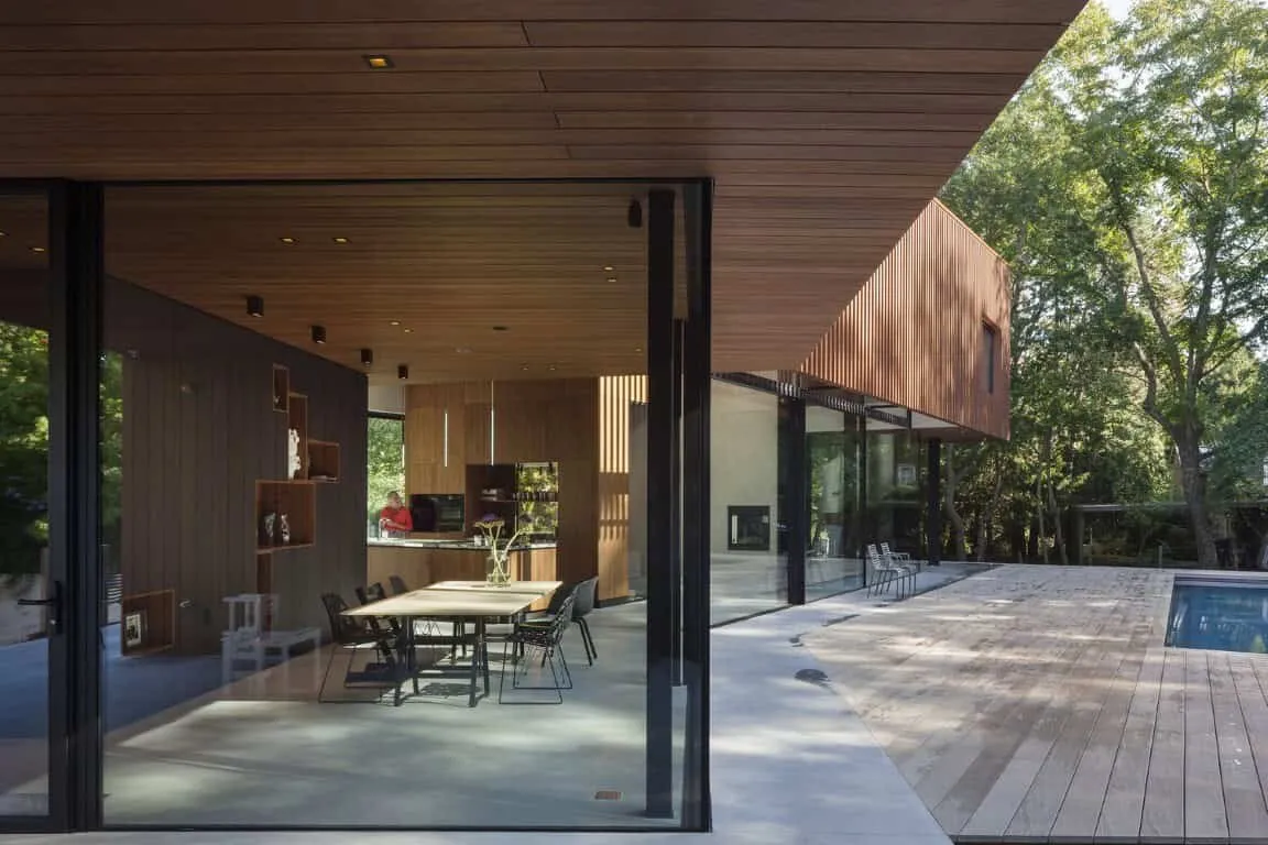 Villa Sanpourt by DP6 Architectuurstudio in the Netherlands