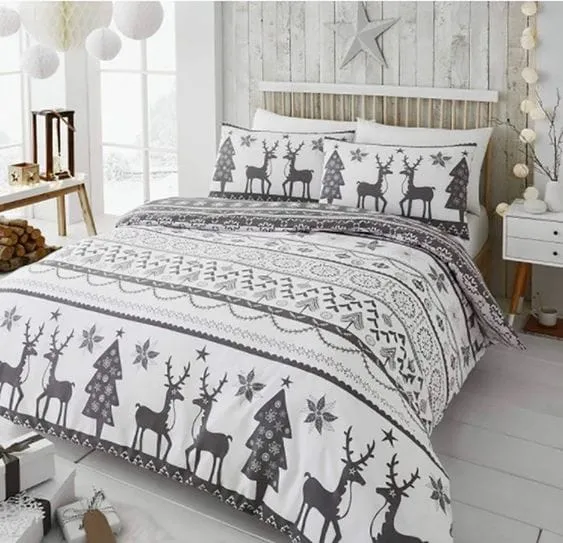 Nappe spéciale pour lit uniquement pour les fêtes