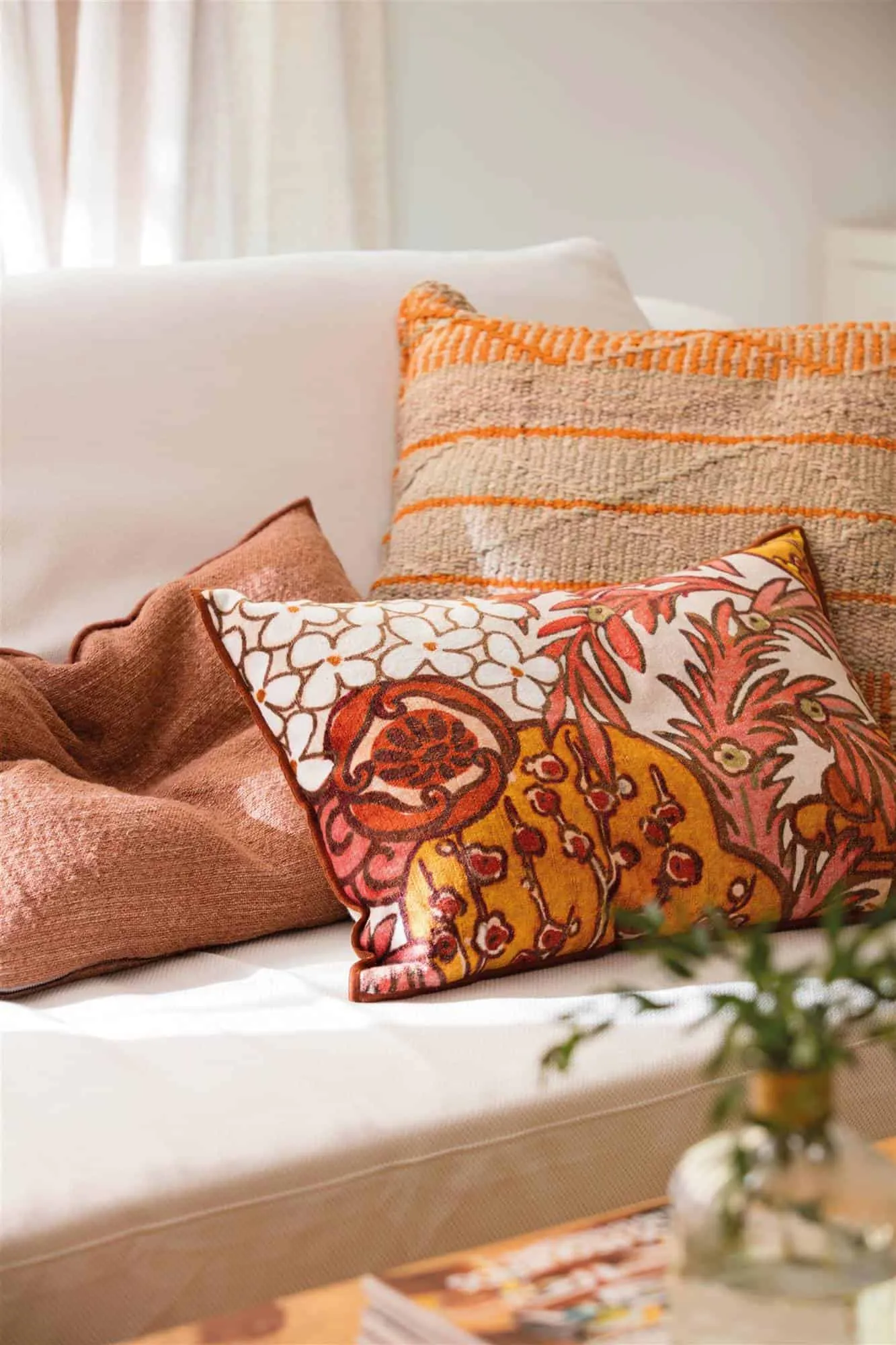 如何在不到一小时内现代装修客厅