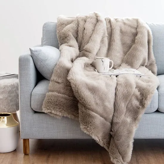 Essential Winter Decoration Accessory — Faux Fur Throw