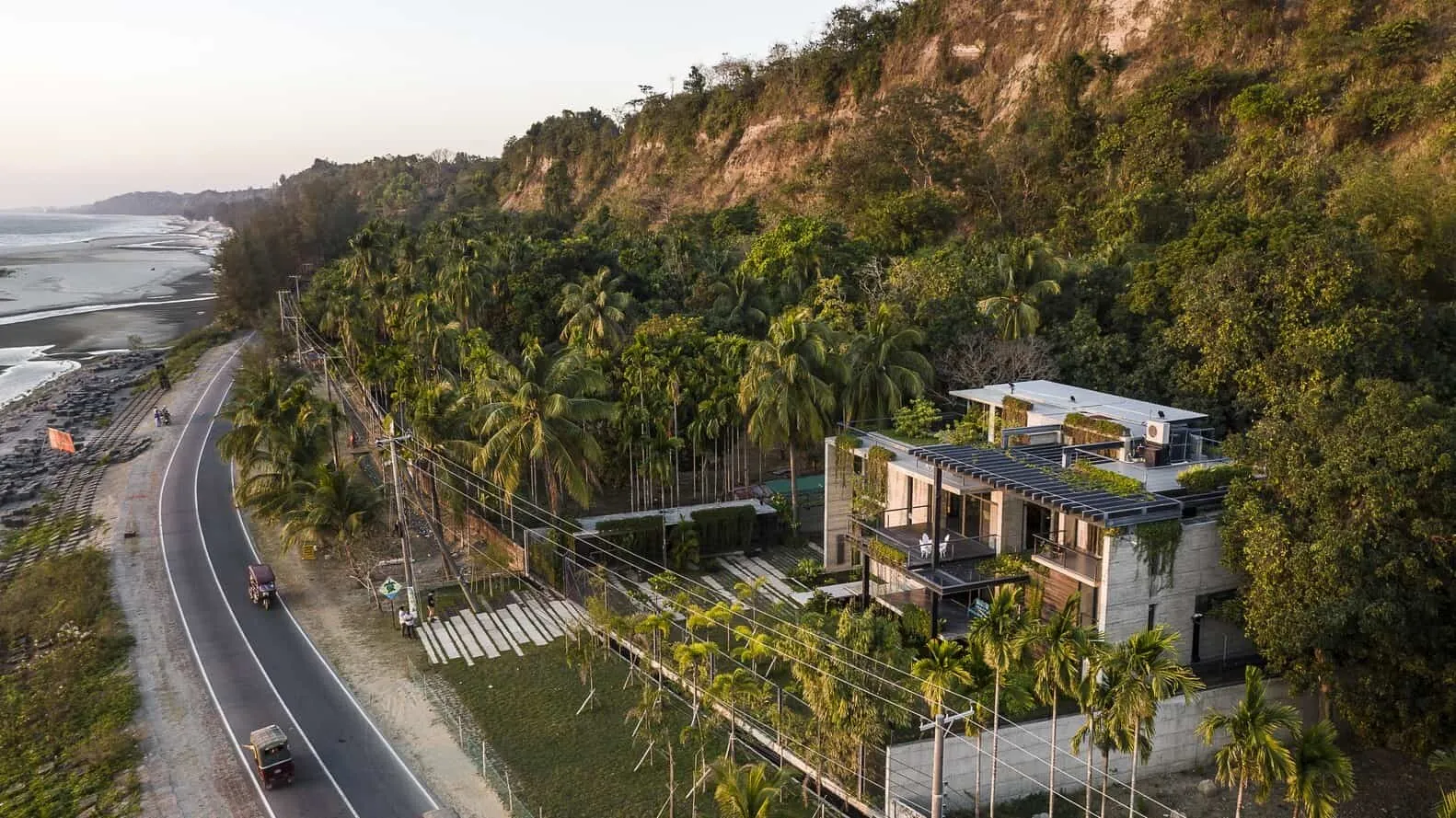 河畔雨屋——孟加拉国的现代生态住宅