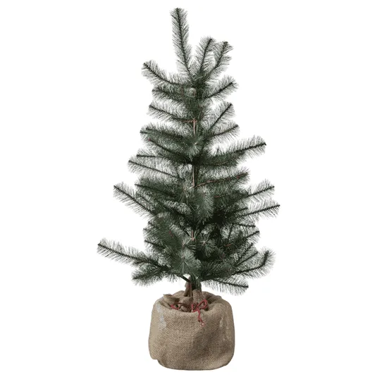 可爱小巧的圣诞树，您可以在宜家购买用于家中装饰