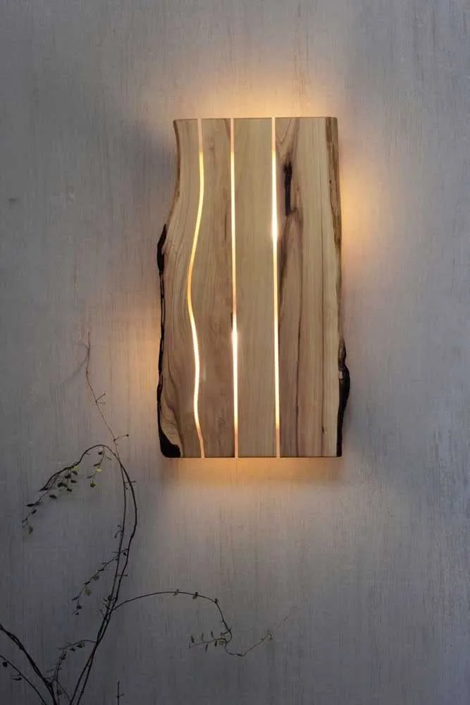 Tips for Choosing the Perfect Wooden Wall Light for Your Home