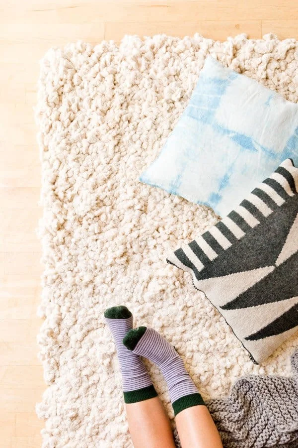 13. MAKE A DIY RUG FROM SCRATCH