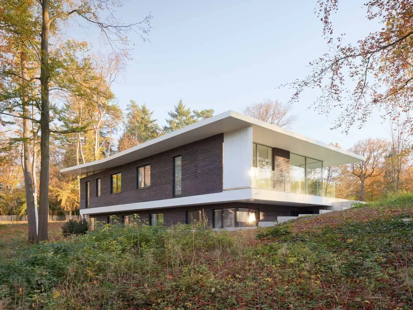 New House by Buero Bechtloff in Aumühle, Germany