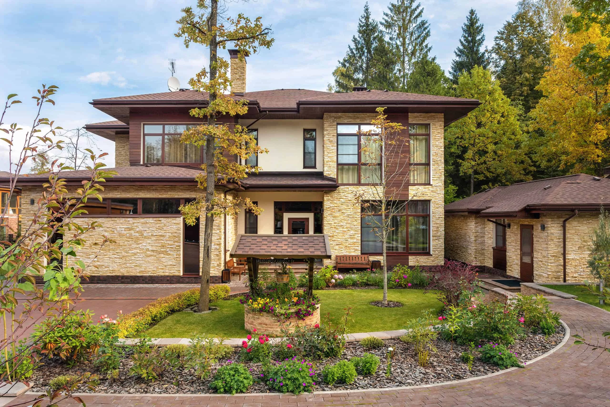 15 beeindruckende eklektische Designs f체r den Hausfassadenstil, die Sie verbl端ffen werden