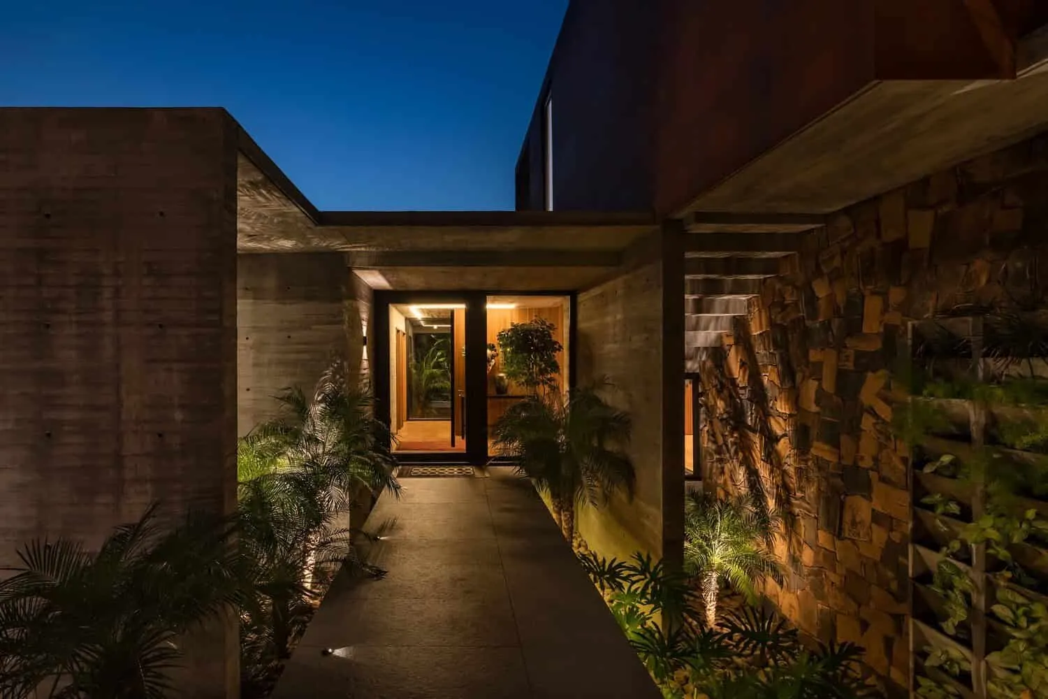 Krótki dom projektu ES Arquitetura w Ikarzu, Brazylia Krótki dom projektu ES Arquitetura w Ikarzu, Brazylia