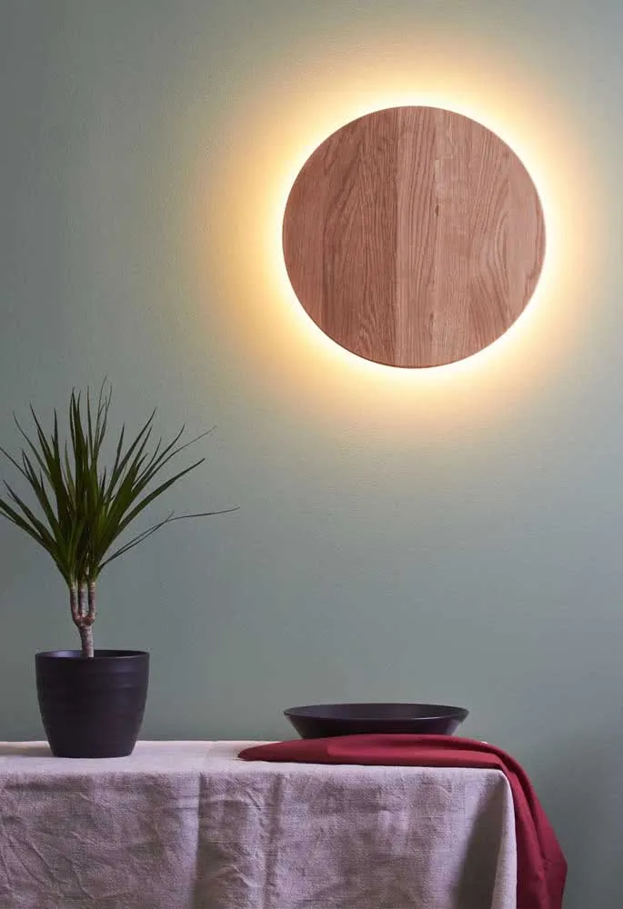 Tips for Choosing the Perfect Wooden Wall Light for Your Home