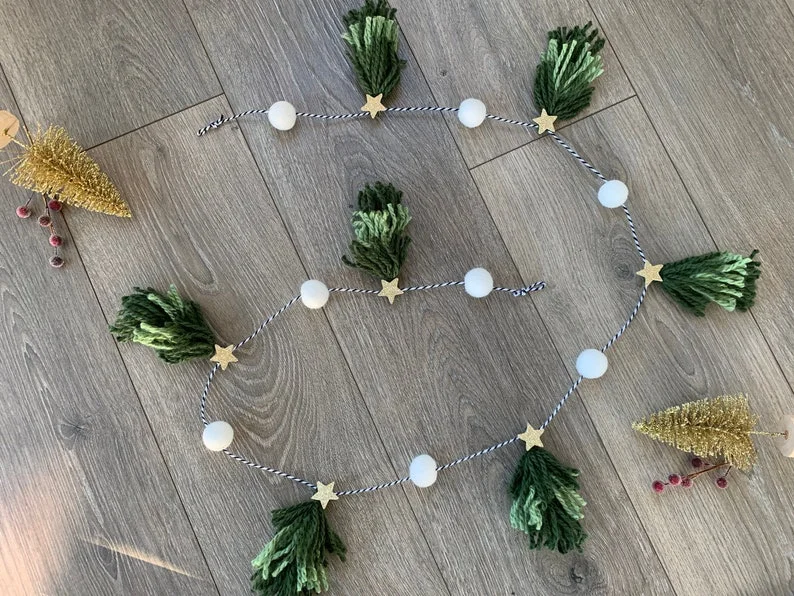 10. Festliche Winter-Weihnachtsgirlande mit Tanne