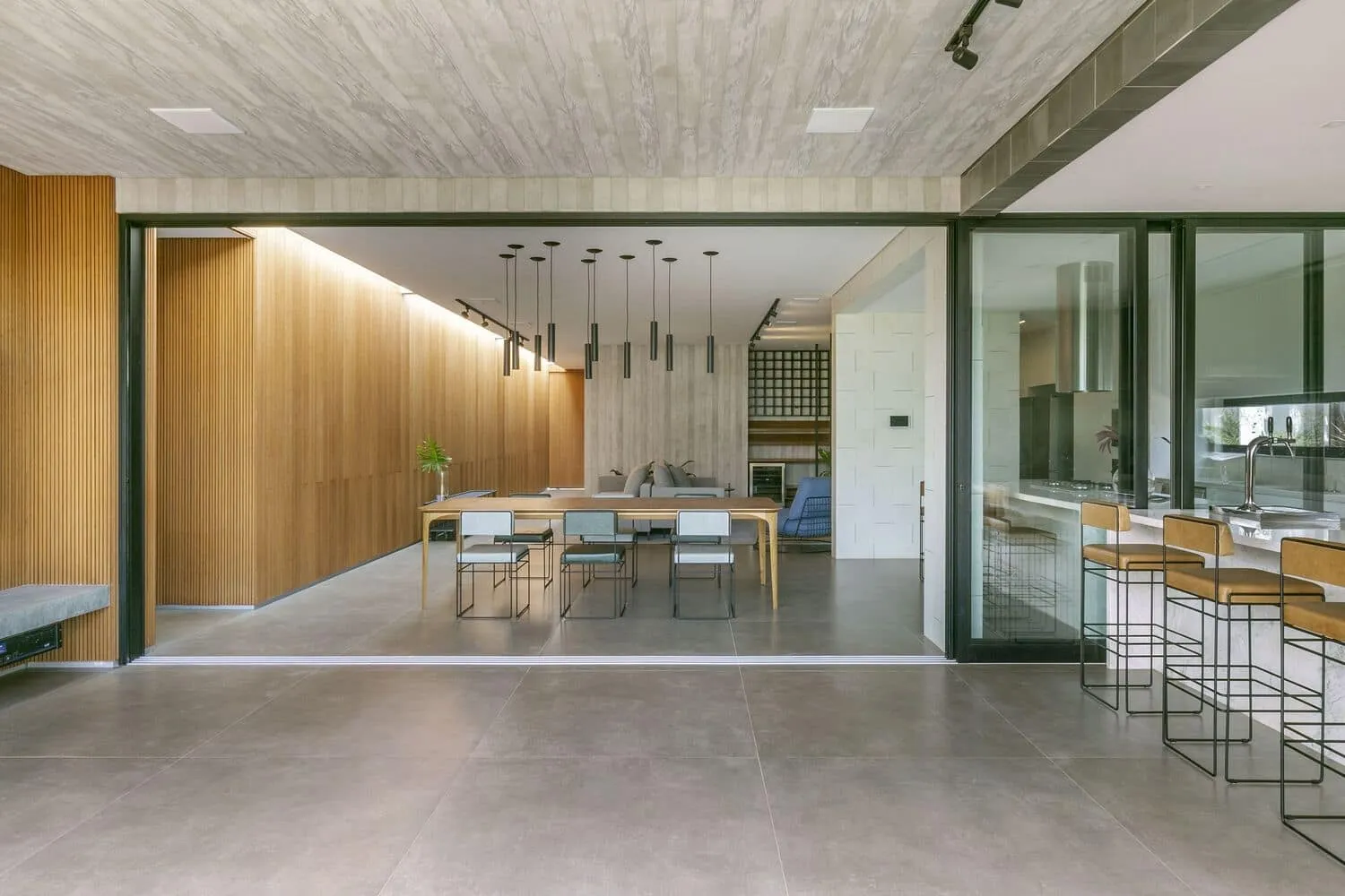 巴西巴腊之家由SAINZ Arquitetura设计 巴西巴腊之家由SAINZ Arquitetura设计