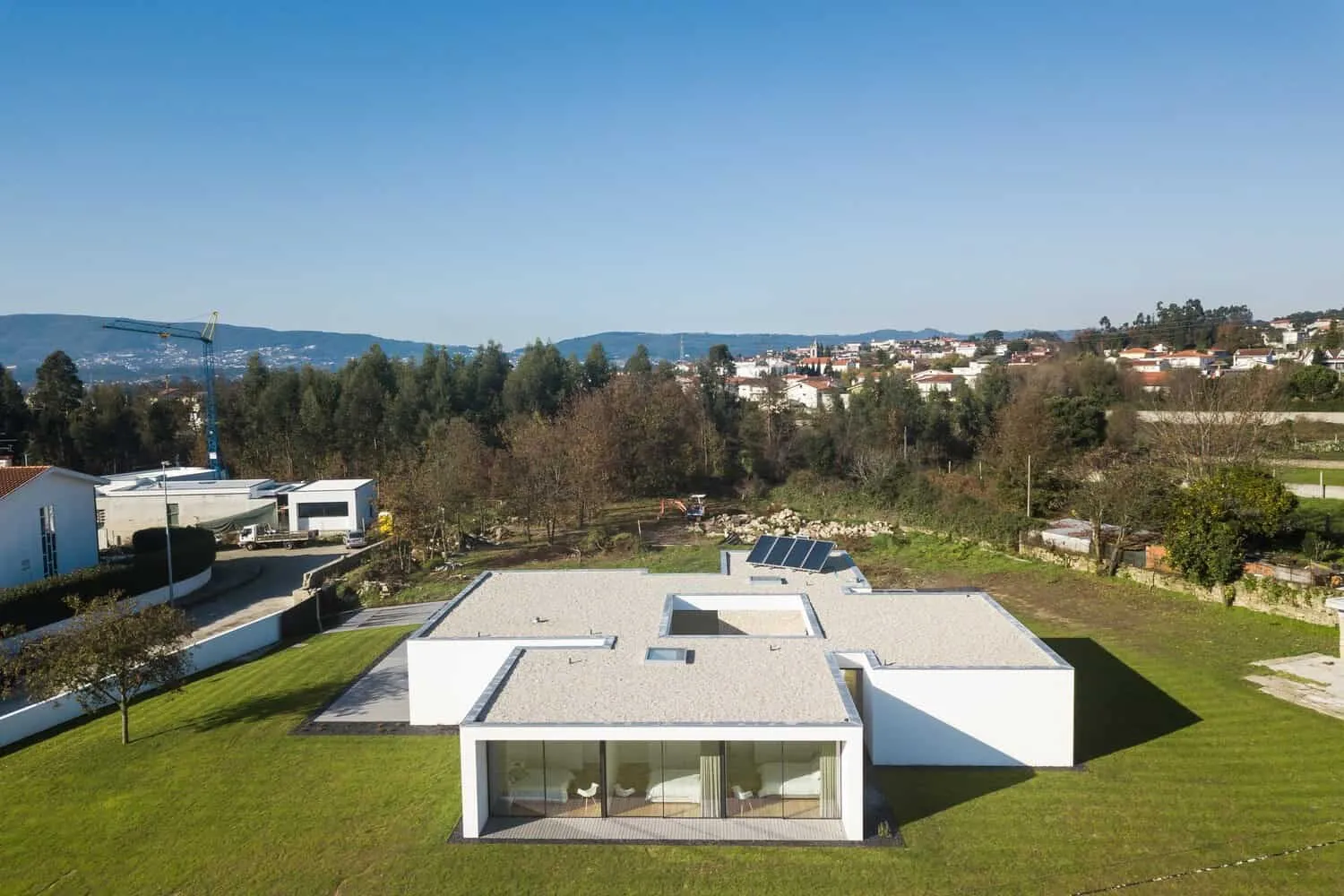 葡萄牙拉乌利诺·西尔瓦设计的加莱戈斯住宅