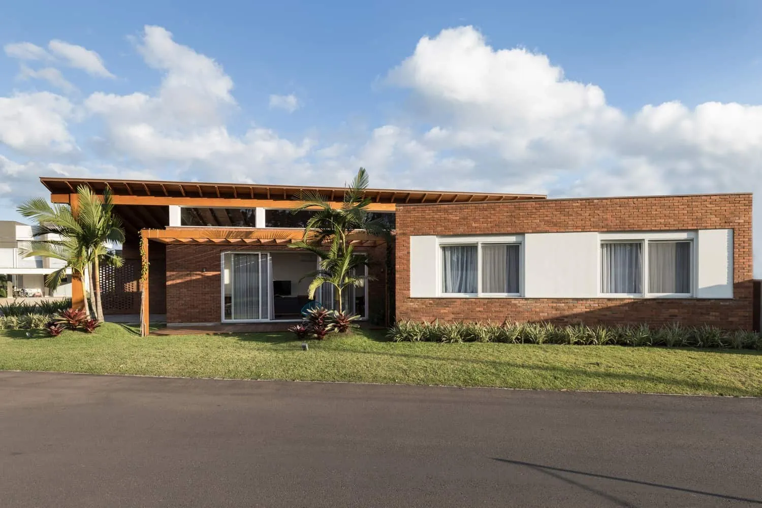 巴西Integra Studio Arquitetura设计的Malibu H25住宅 巴西Integra Studio Arquitetura设计的Malibu H25住宅