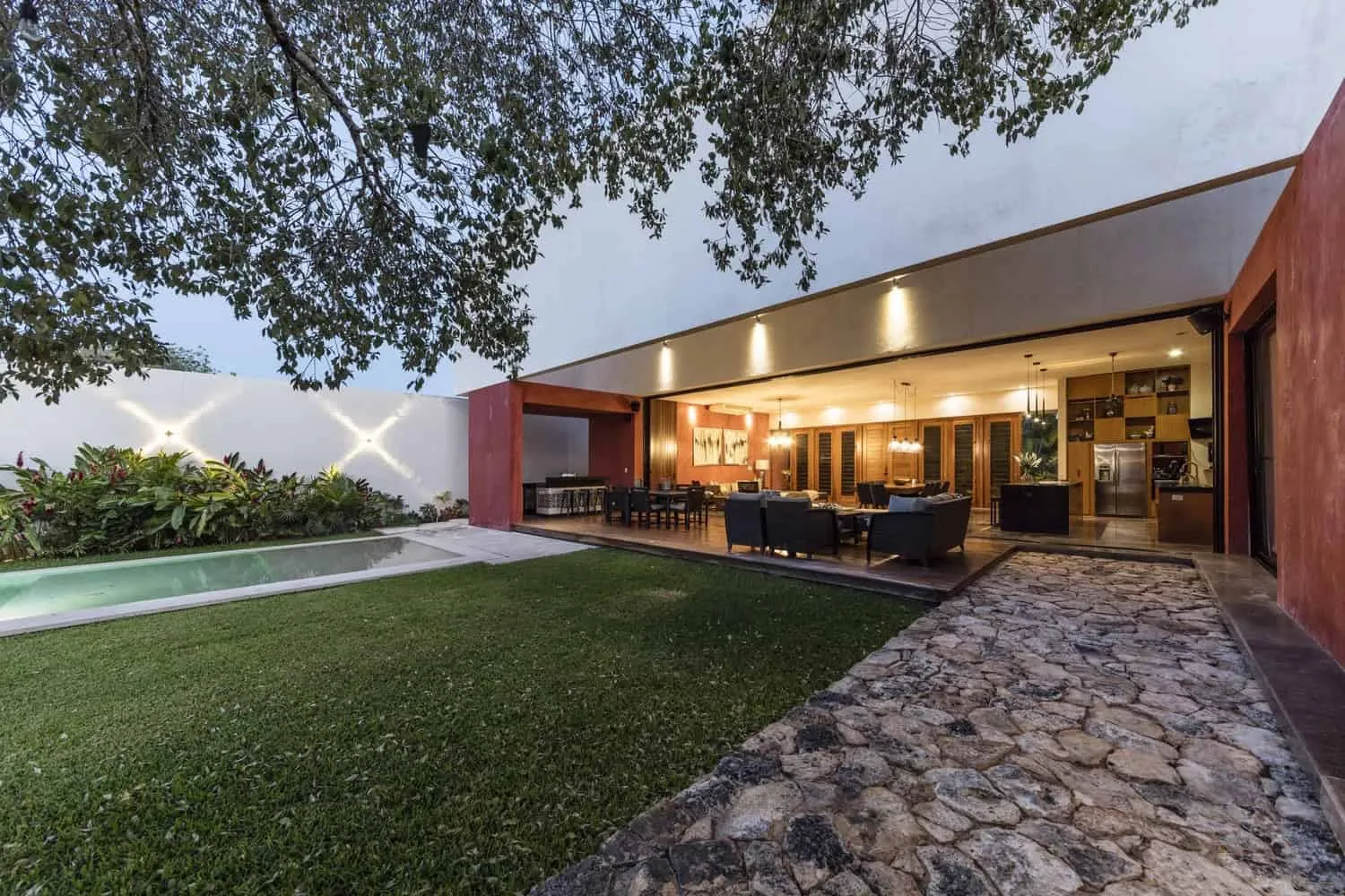 梅里达墨西哥的Temozon之家，由Boyance Arquitectura + Edificacion设计