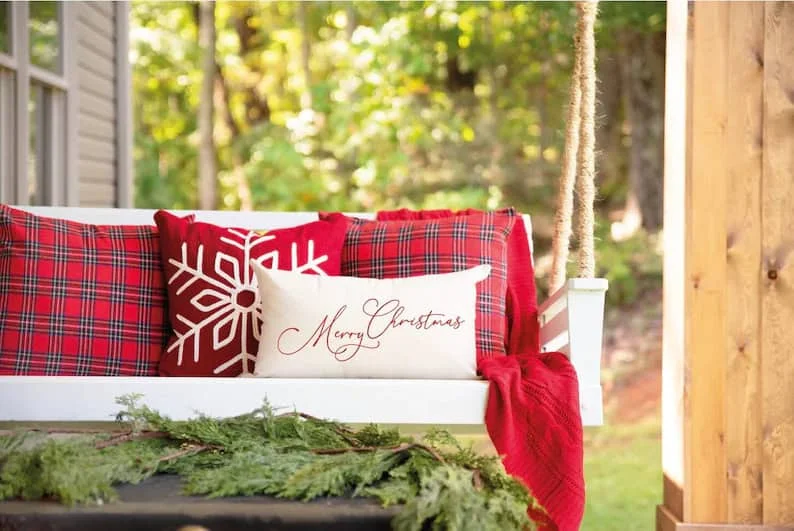 3. 圣诞祝福语靠垫