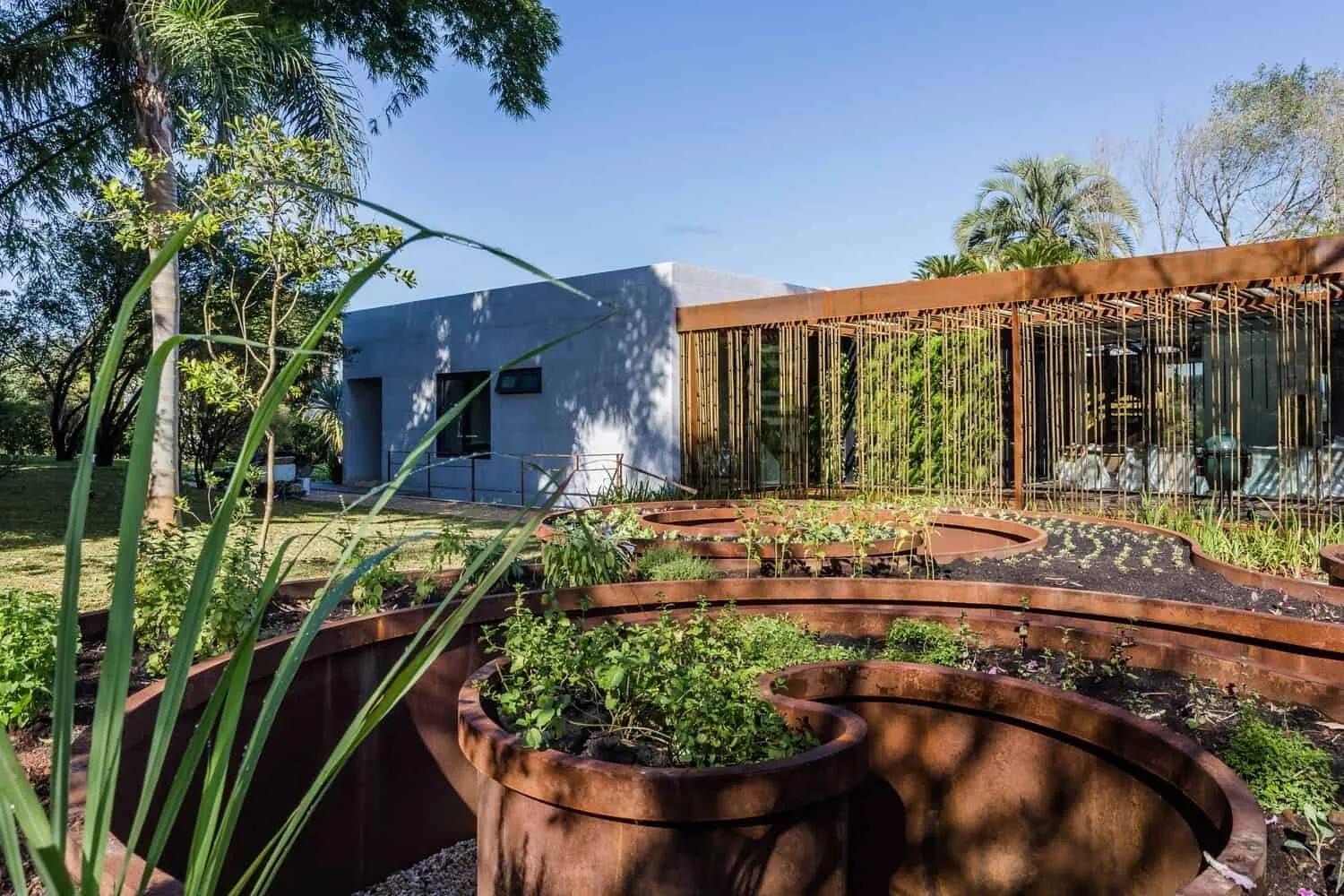 巴西克里西乌马的01号住宅，由ES Arquitetura设计