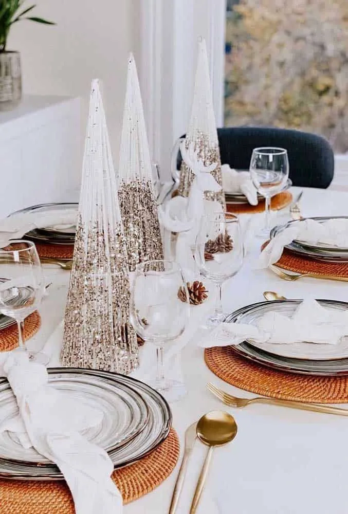 Christmas Sauce Plate — What It Is and Inspiring Ideas for Creating