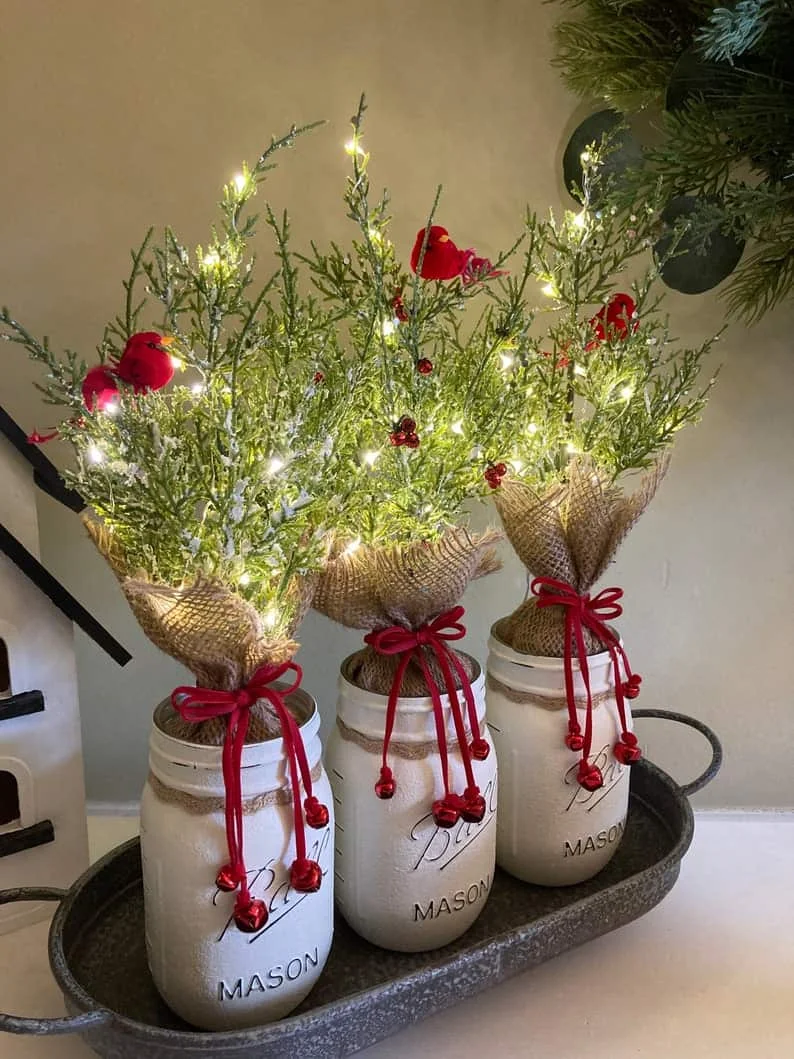 7. Composición central navideña