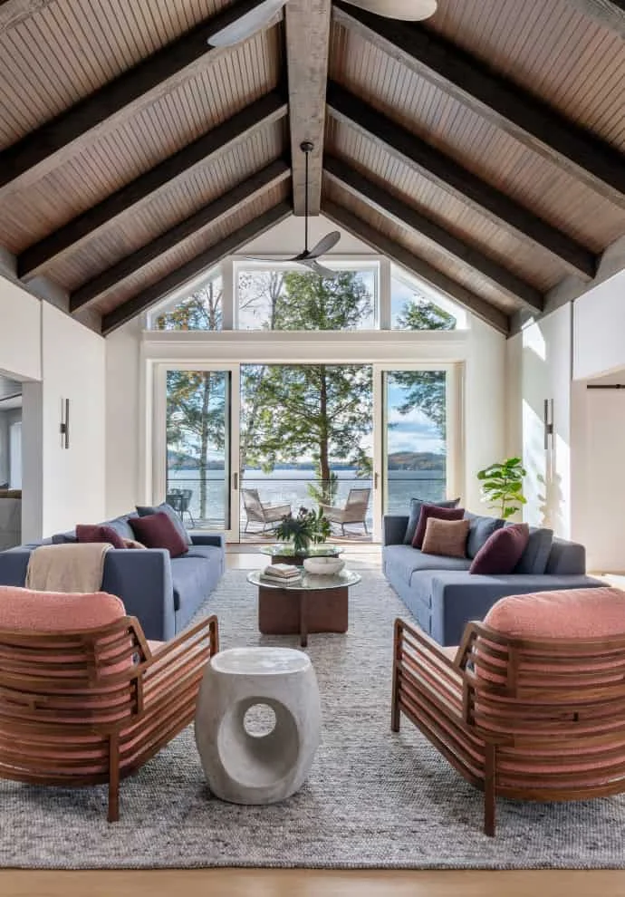 15. Водна зона озера Sunapee