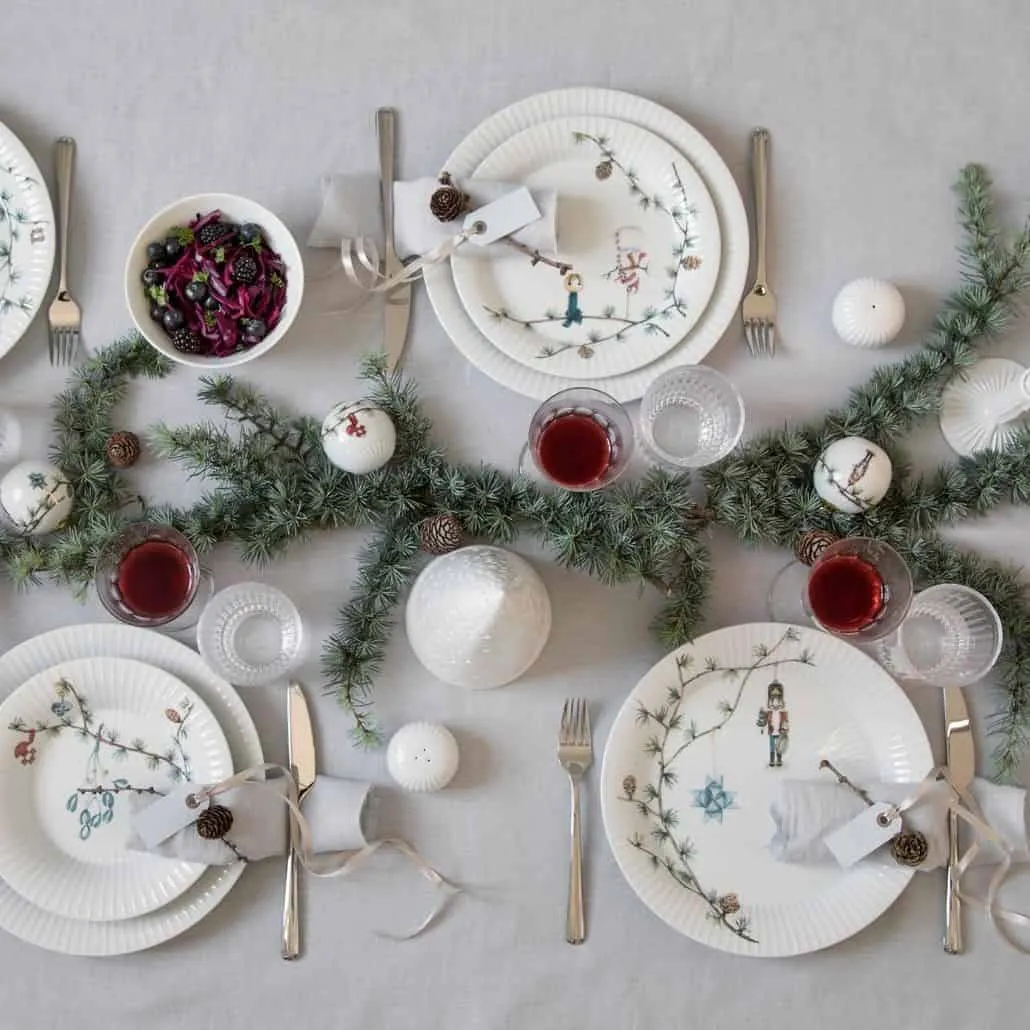 Scandinavian Design for Holiday Table Settings