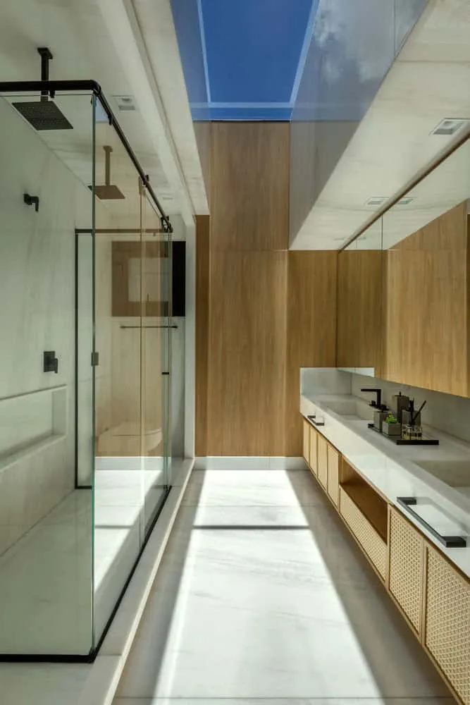 Leo Romanо设计的AK House，位于巴西戈亚尼亚