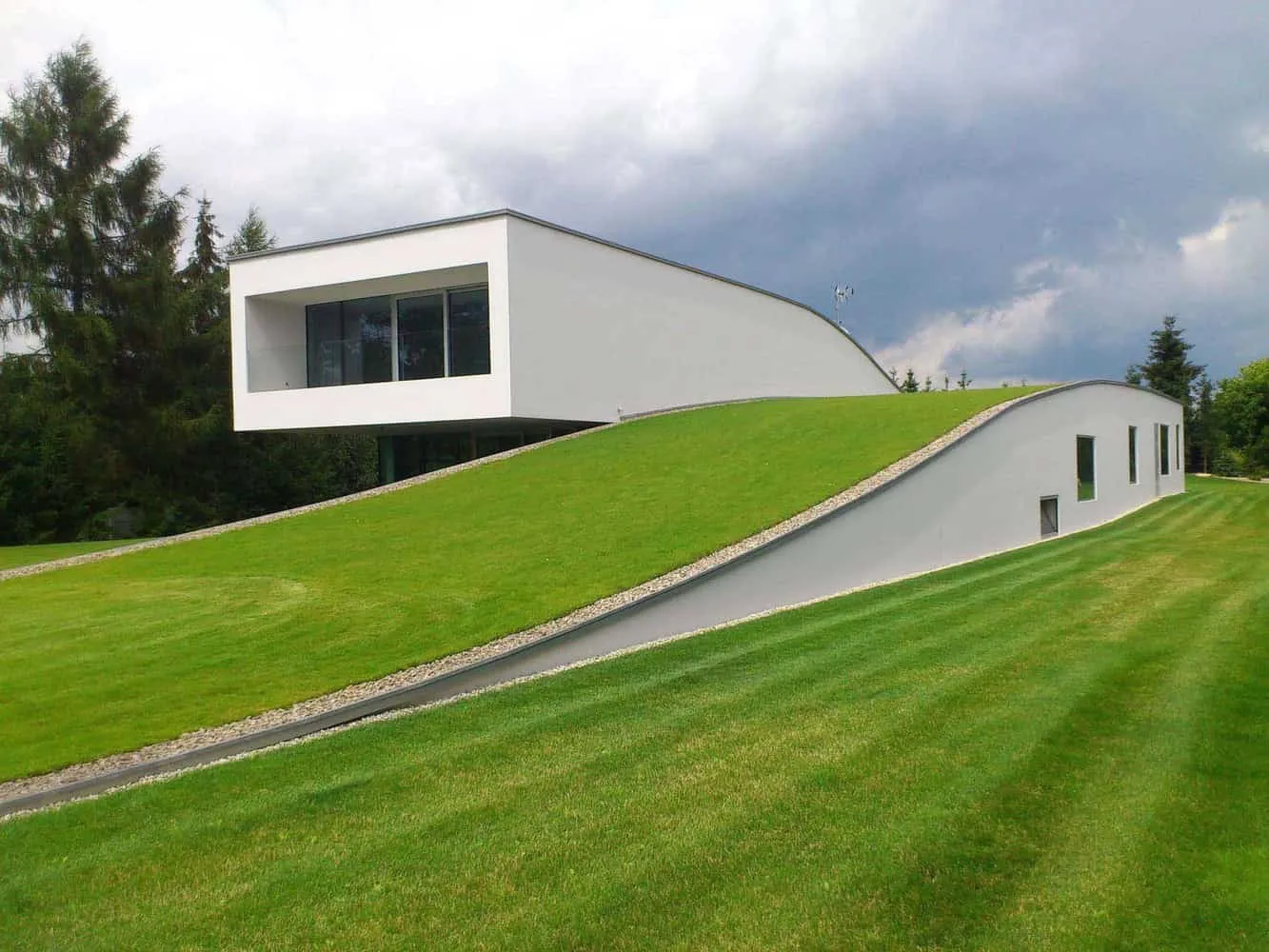 Autofamily House by KWK Promes: Where Architecture Meets the Automobile