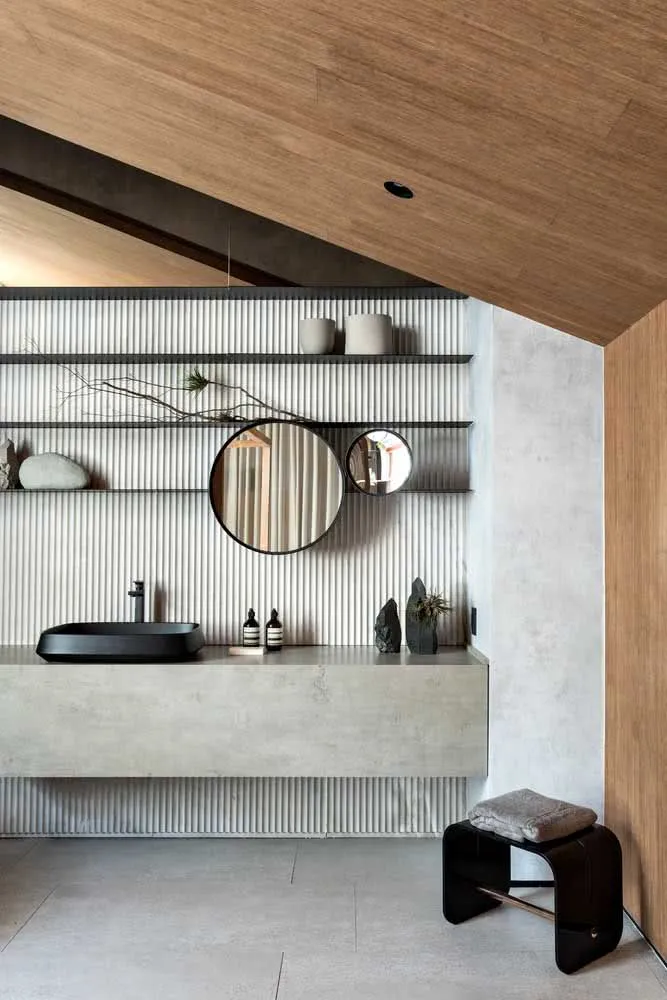 如何选择理想的圆形浴室镜