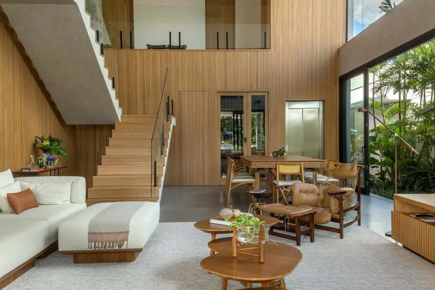 Leo Romanо设计的AK House，位于巴西戈亚尼亚