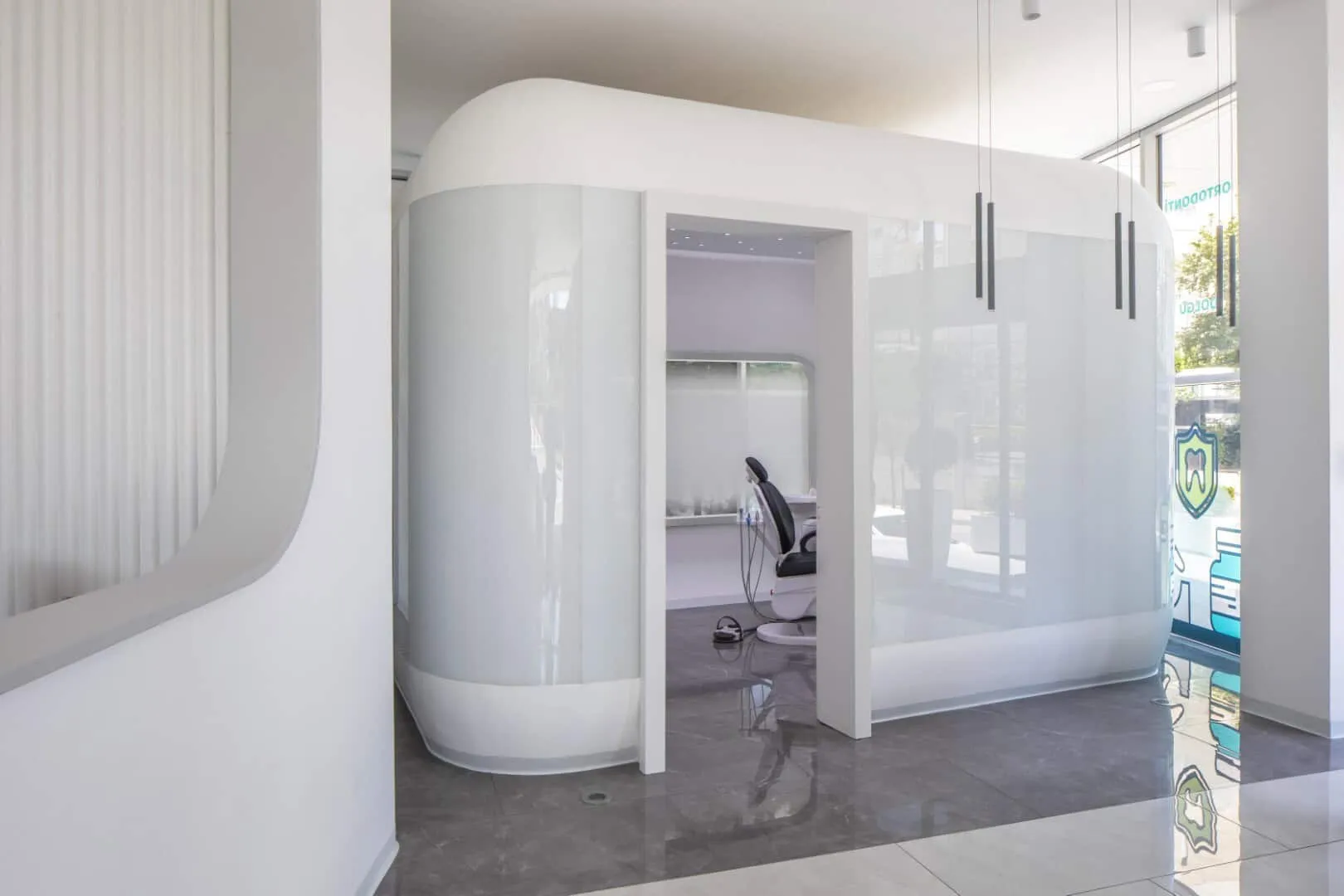 德亚美学牙科诊所，伊佩克·拜坎建筑事务所在伊斯坦布尔的设计项目，土耳其