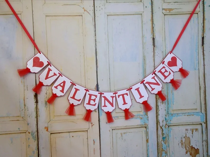 6. Banner de San Valentín con corazones