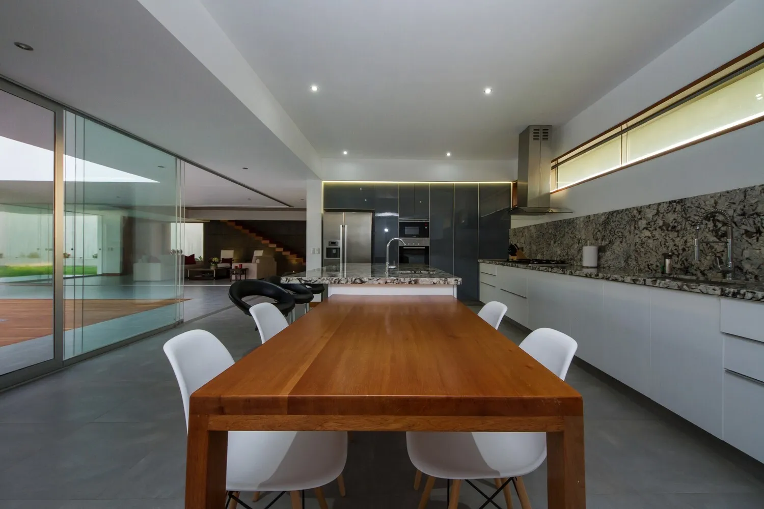 秘鲁皮乌拉AI2 Design设计的PL住宅