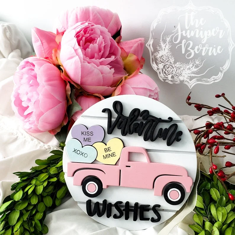 8. Deseos del Día de San Valentín con camión y dulces en forma de corazón