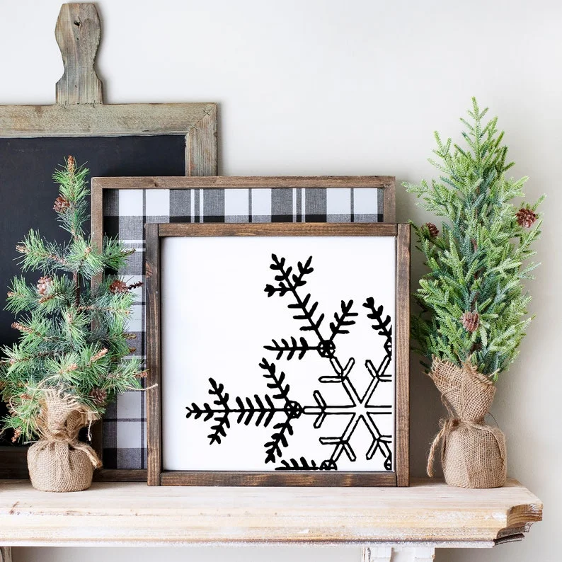 18. 冬季壁炉装饰用木质雪花标志