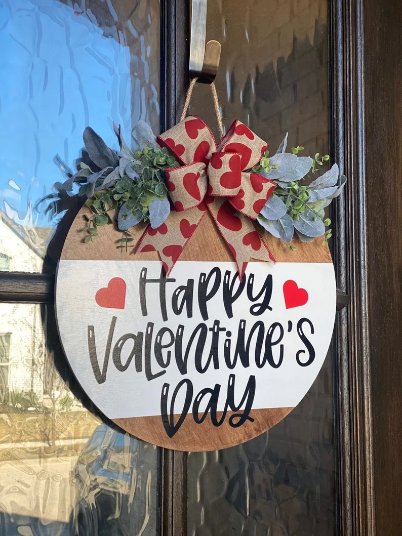 13. Guirnalda con mensaje Feliz Día de San Valentín