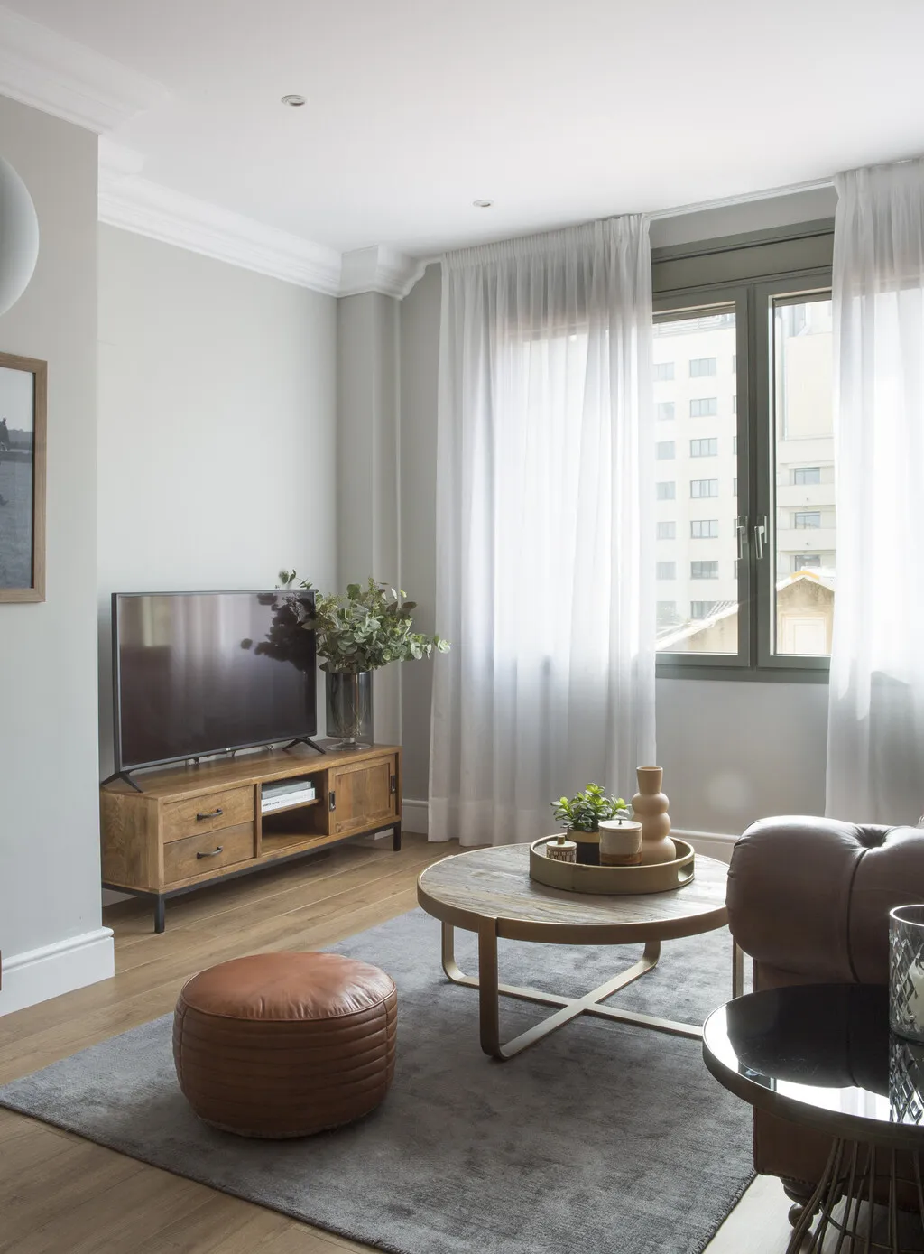 考虑到“家的精神”设计的公寓，会促使您思考室内装修